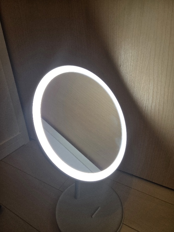 コードレスLEDライト付ミラー | 無印良品